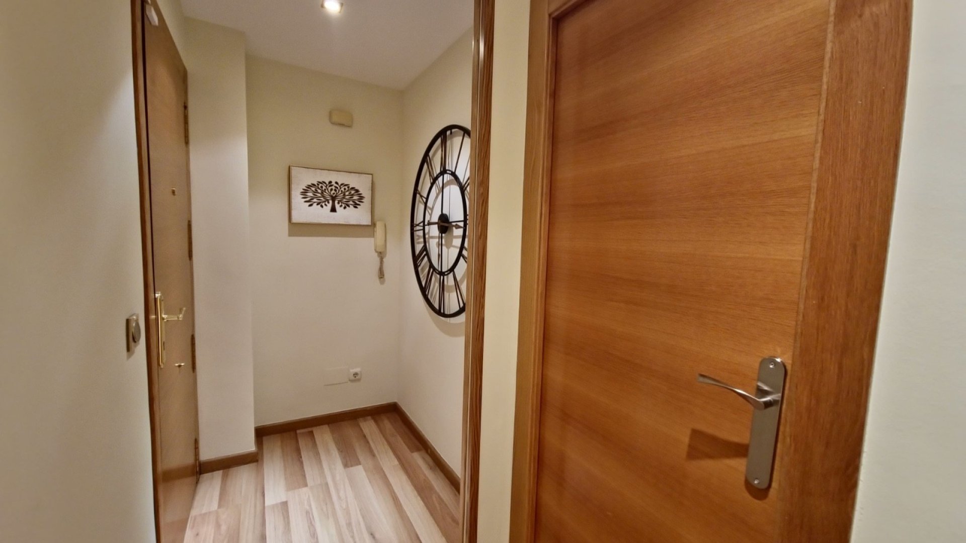 Resale - Apartments -
Torrevieja - Playa del Cura