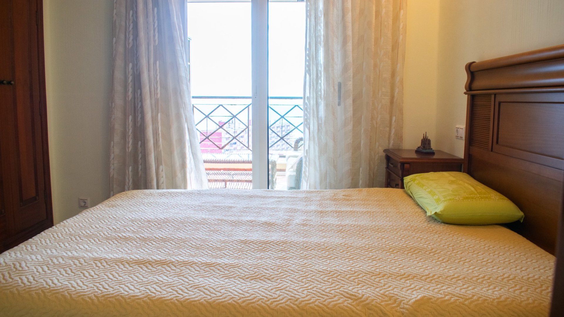 Resale - Apartments -
Torrevieja - Playa Los Locos