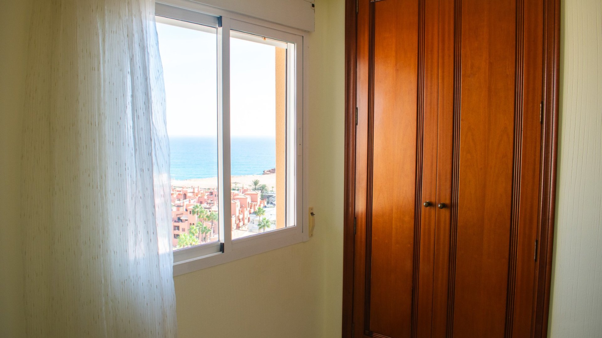 Resale - Apartments -
Torrevieja - Playa Los Locos
