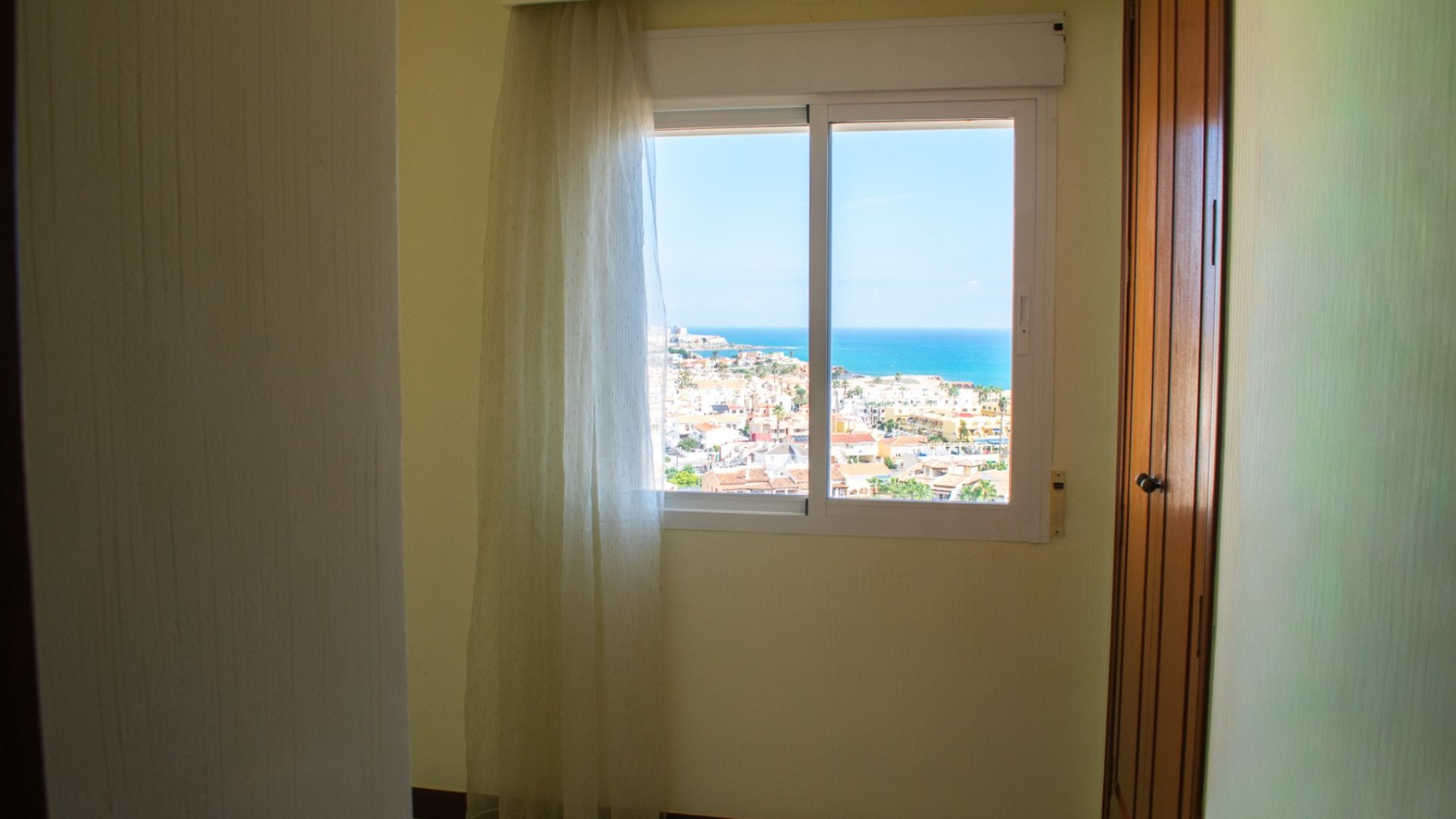 Resale - Apartments -
Torrevieja - Playa Los Locos
