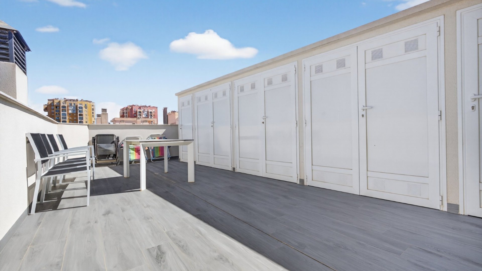 Resale - Apartments -
Torrevieja - Playa Los Locos