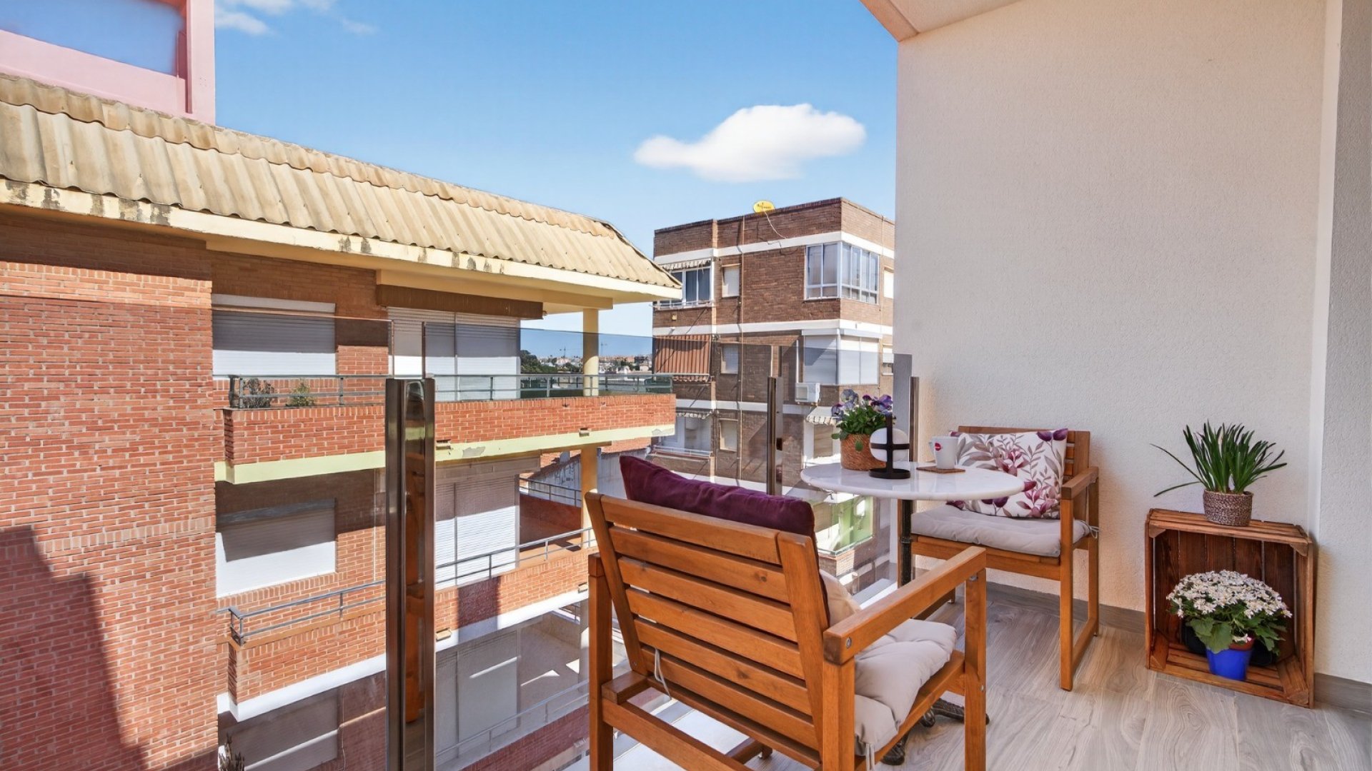 Resale - Apartments -
Torrevieja - Playa Los Locos