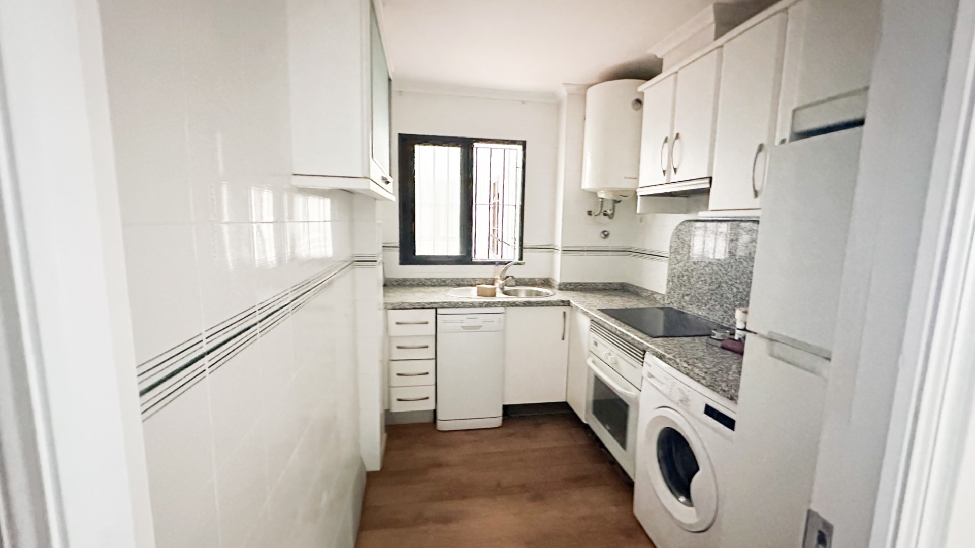 Resale - Apartments -
Torrevieja - Playa Los Locos