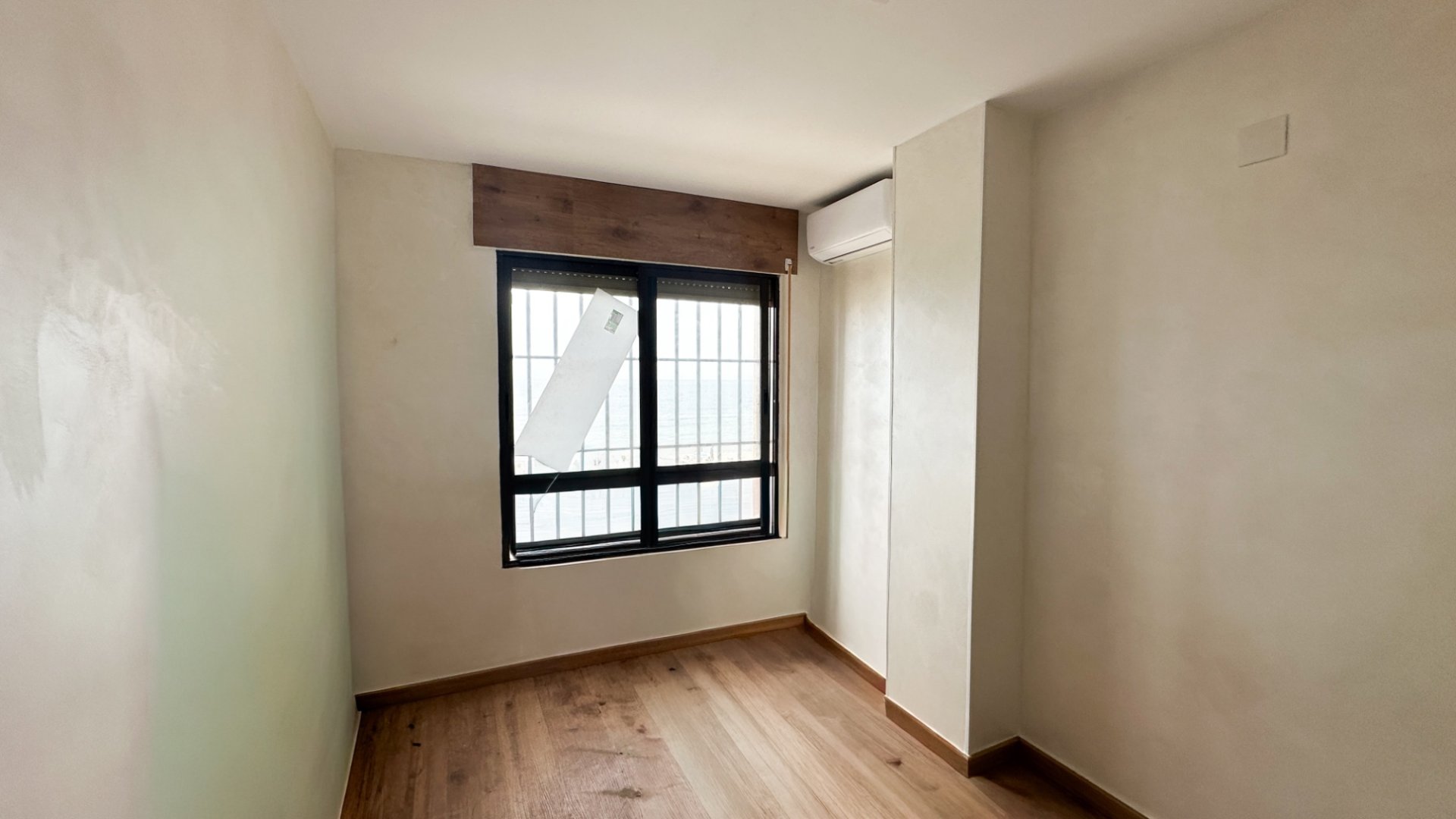 Resale - Apartments -
Torrevieja - Playa Los Locos
