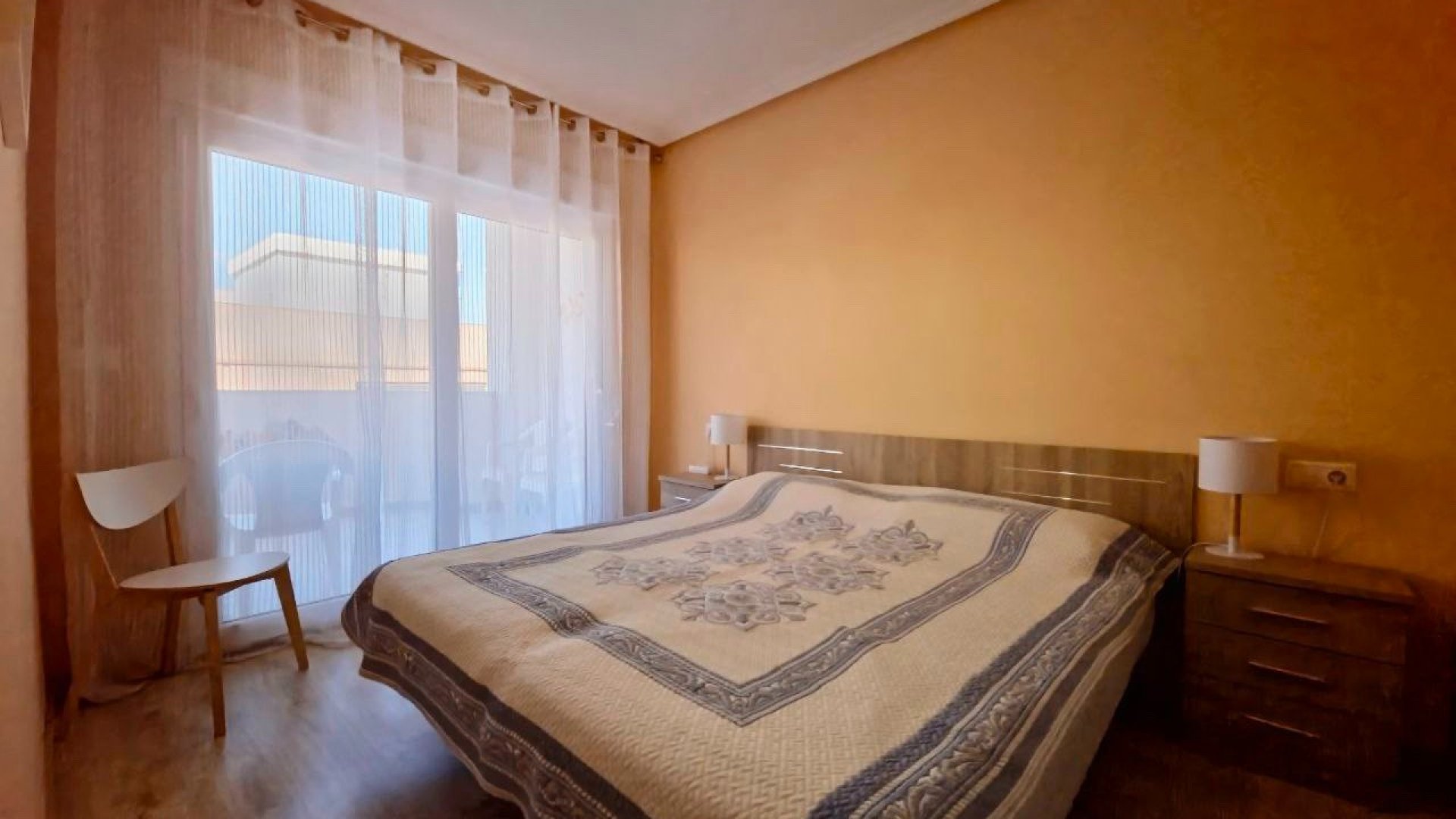 Resale - Apartments -
Torrevieja - Playa Los Locos