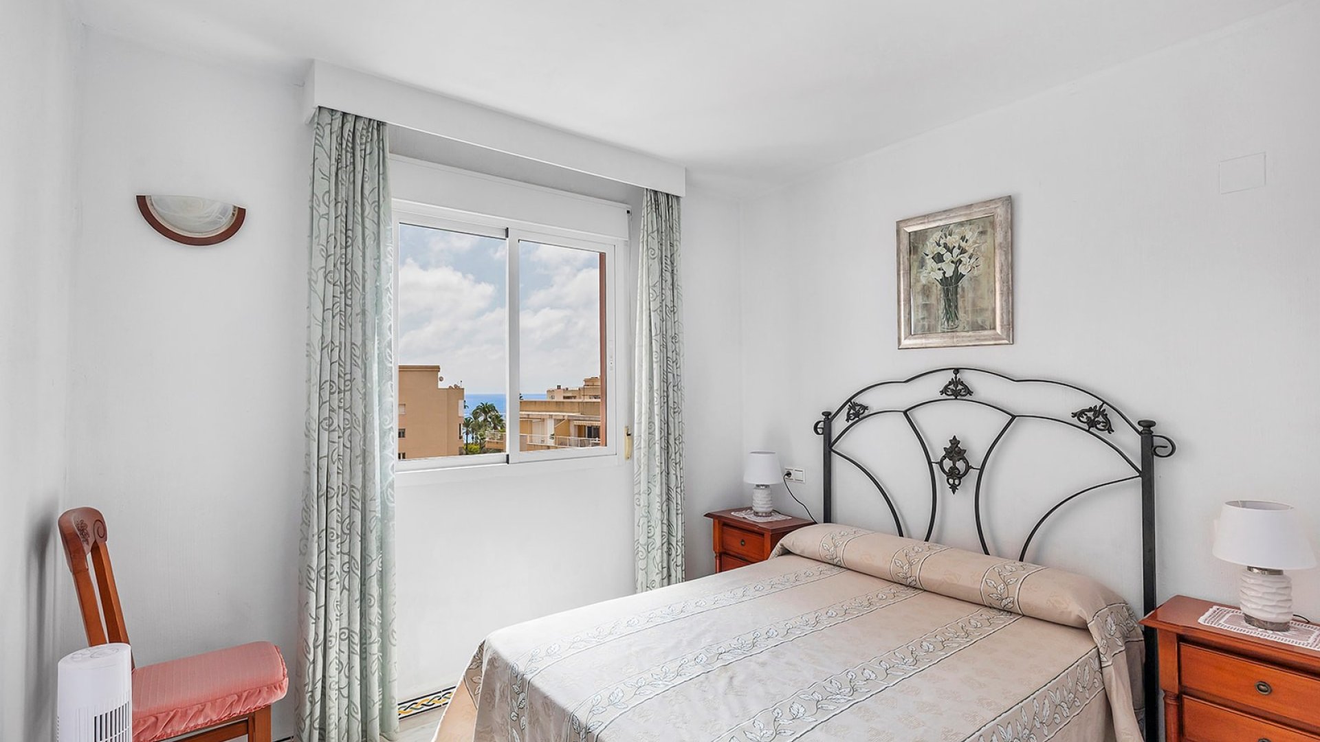 Resale - Apartments -
Torrevieja - Playa Los Locos