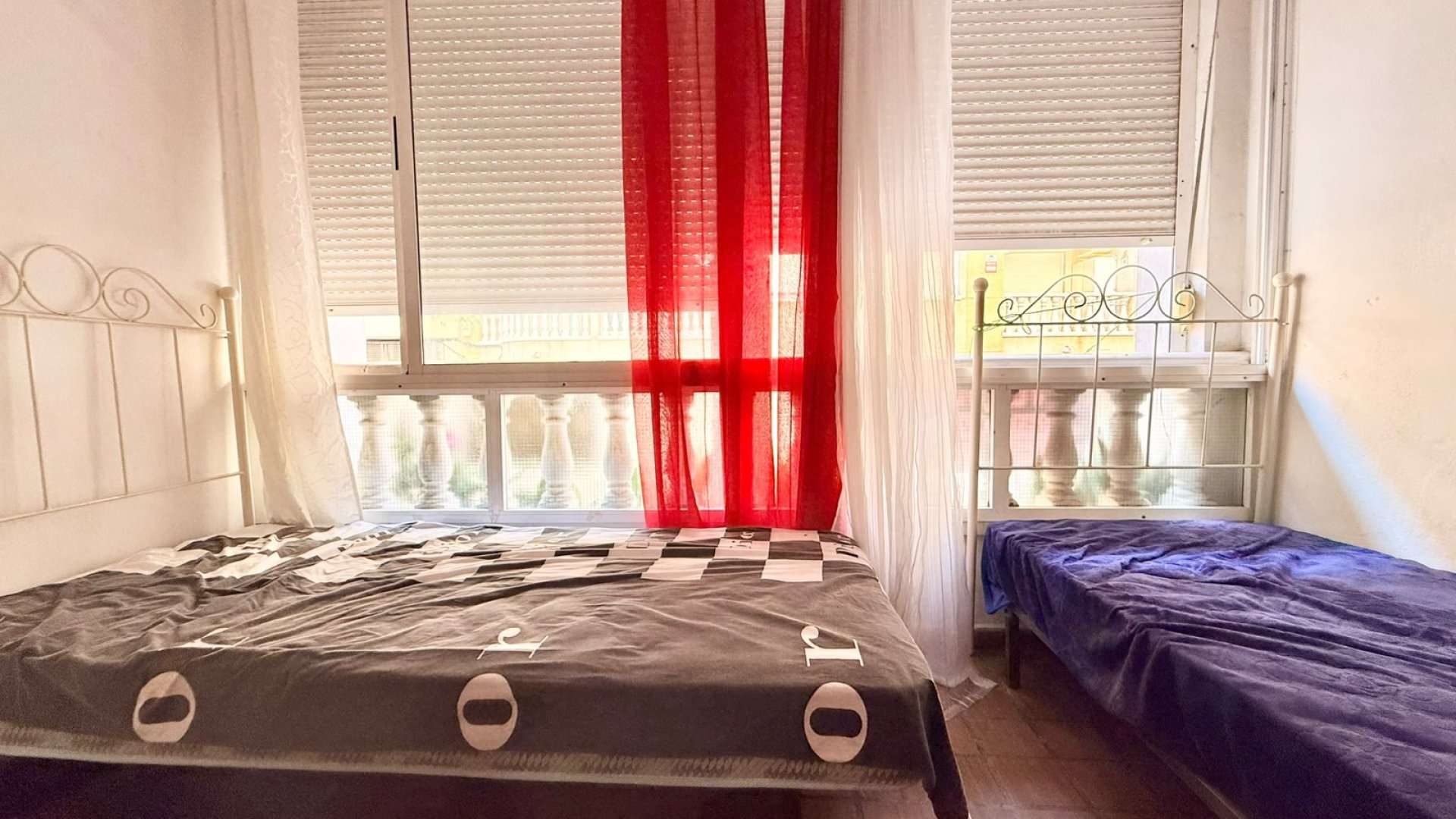 Resale - Apartments -
Torrevieja - Playa Los Locos