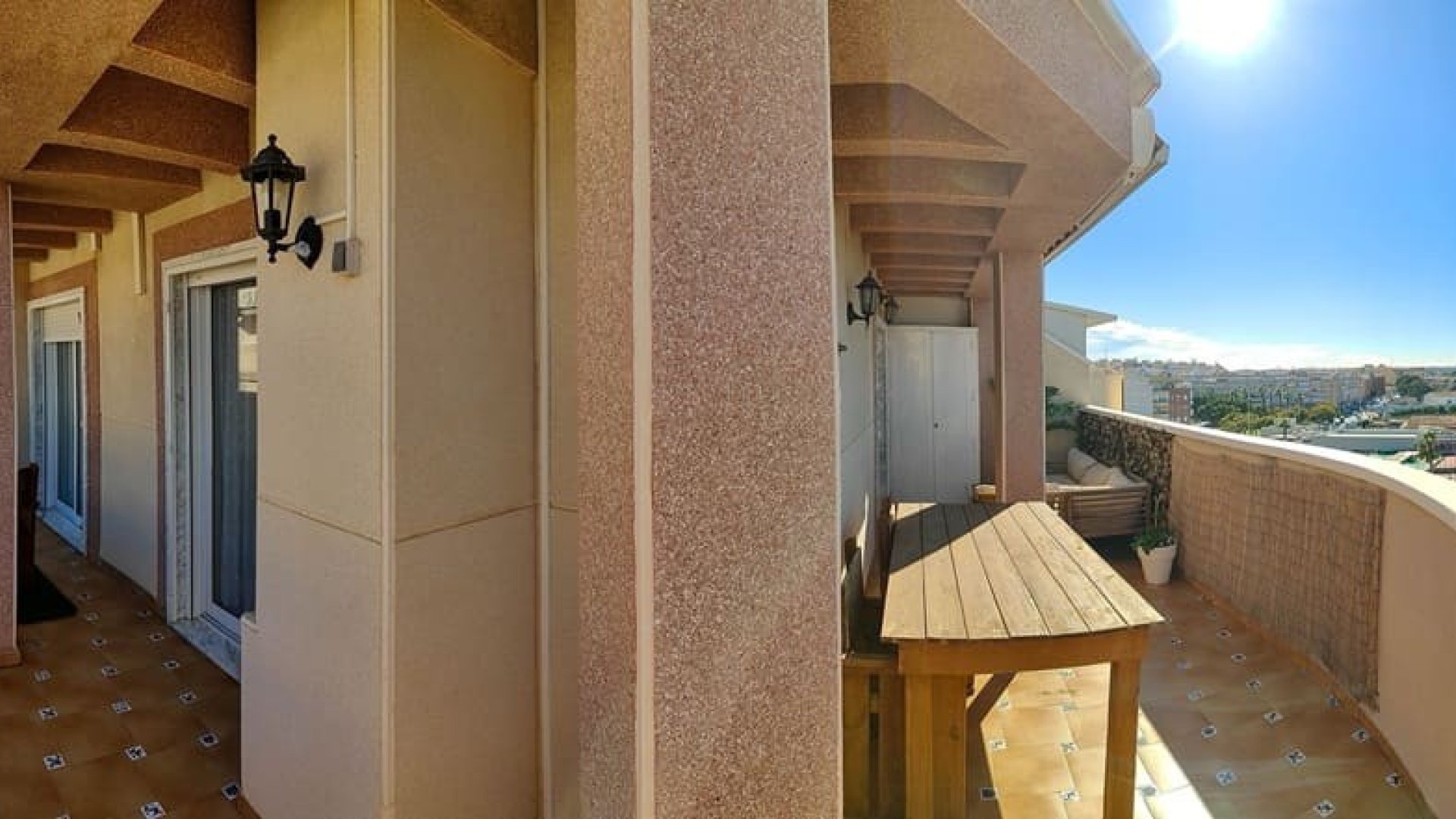 Resale - Apartments -
Torrevieja - Playa Los Naufragos