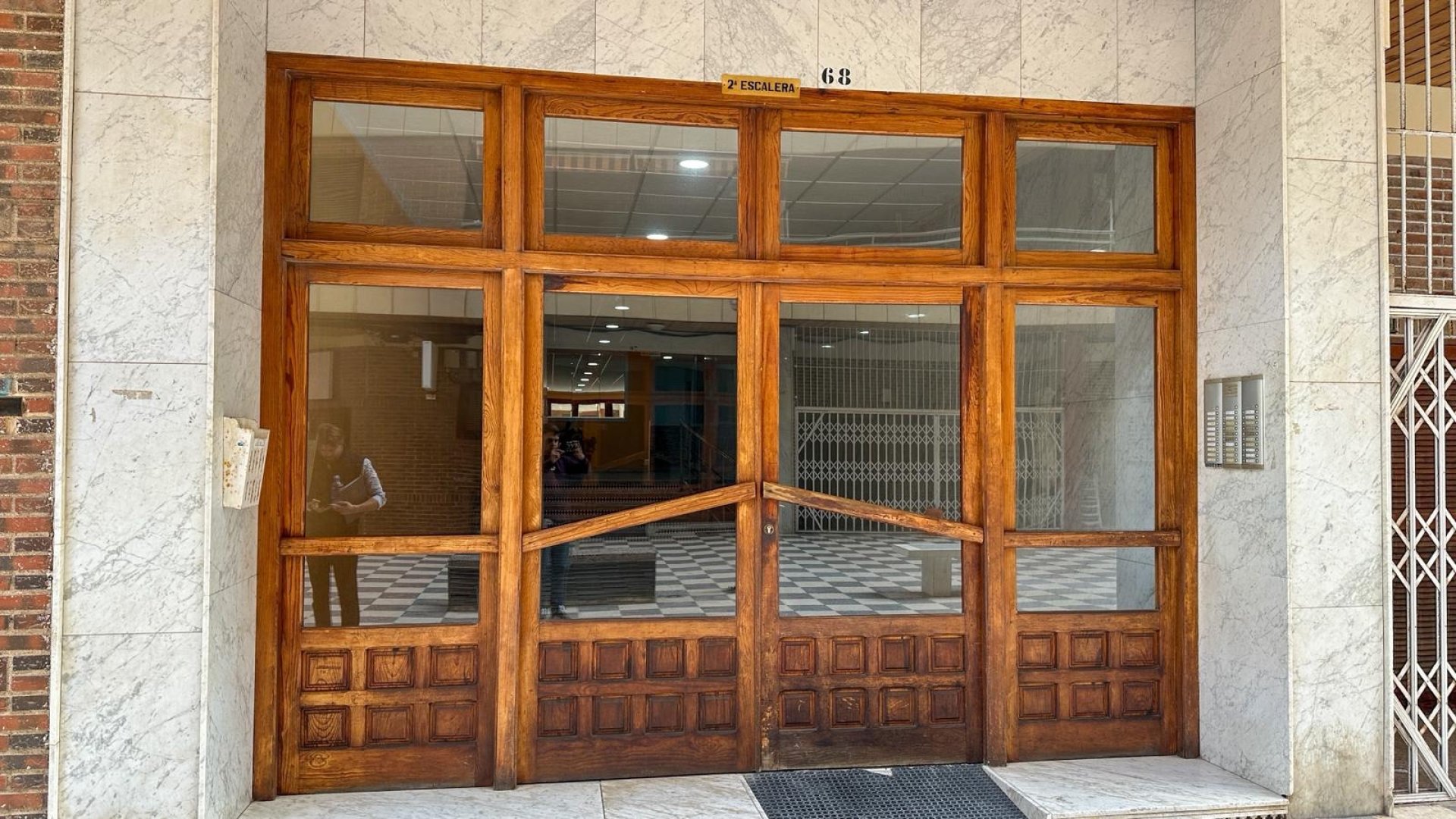 Resale - Apartments -
Torrevieja - Playa Los Naufragos