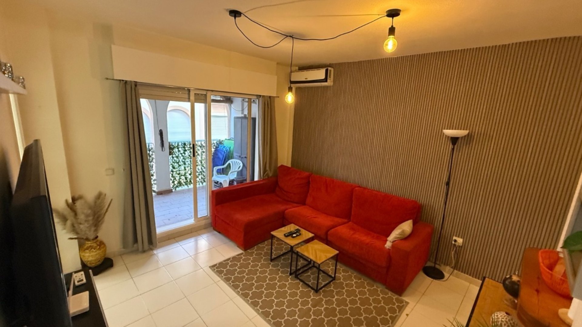 Resale - Apartments -
Torrevieja - Playa Los Naufragos