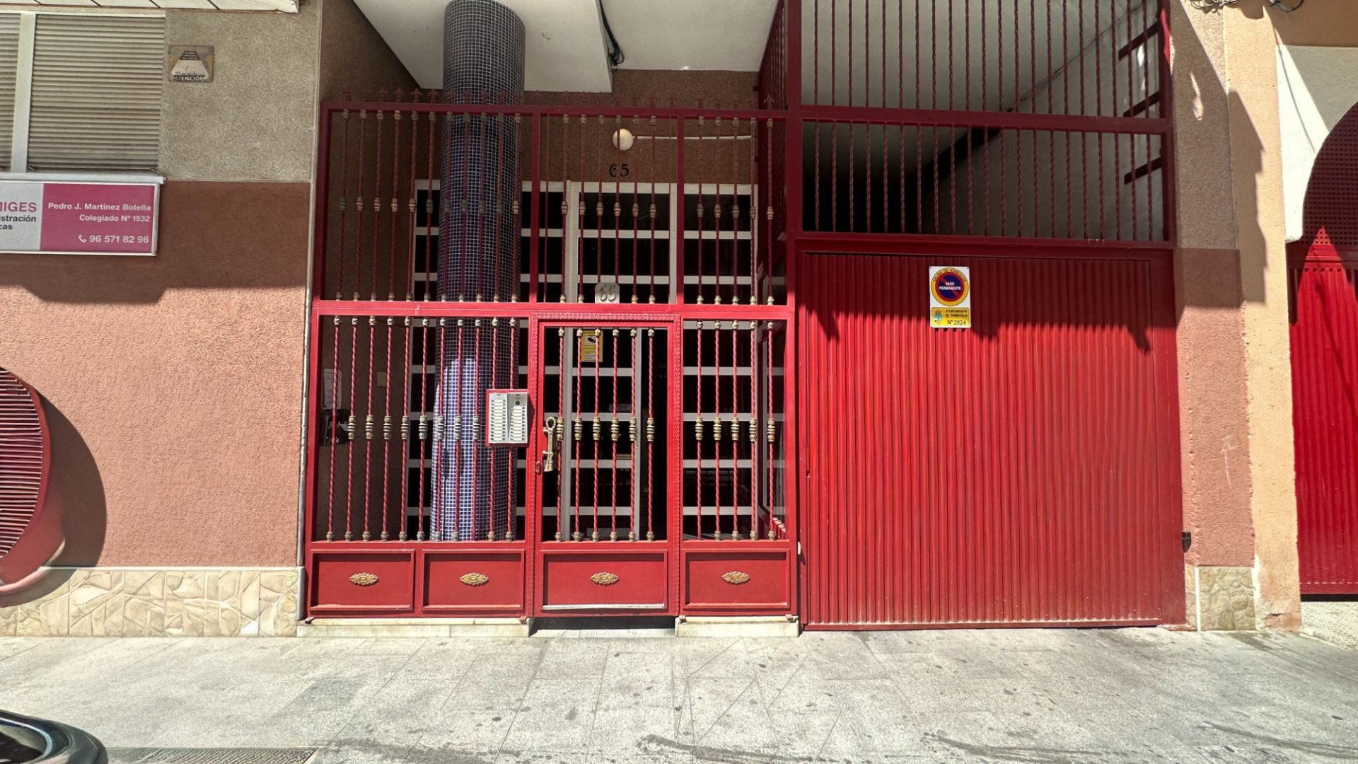 Resale - Apartments -
Torrevieja - Playa Los Naufragos
