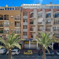 Resale - Apartments -
Torrevieja - Playa Los Naufragos