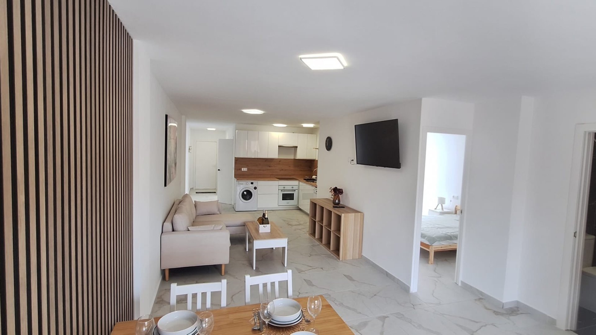 Resale - Apartments -
Torrevieja - Playa Los Naufragos