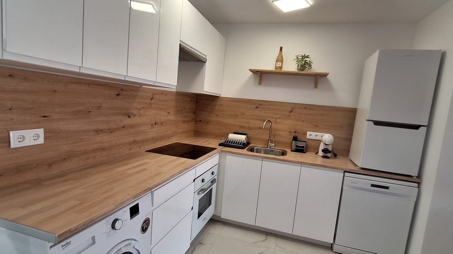 Resale - Apartments -
Torrevieja - Playa Los Naufragos
