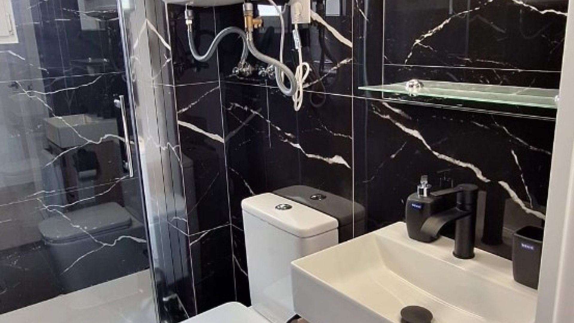 Resale - Apartments -
Torrevieja - Playa Los Naufragos