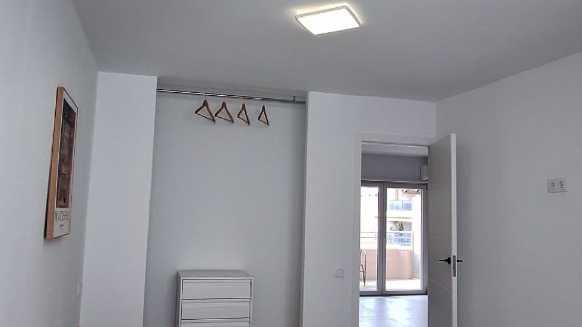 Resale - Apartments -
Torrevieja - Playa Los Naufragos