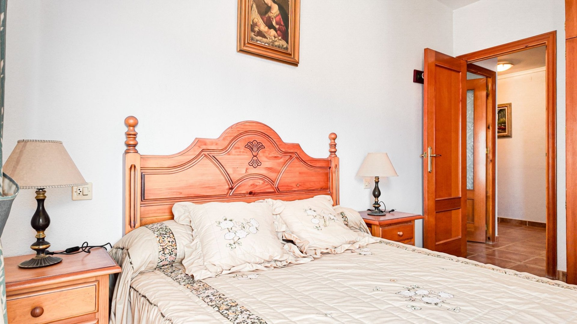 Resale - Apartments -
Torrevieja - Playa Los Naufragos