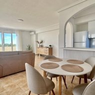 Resale - Apartments -
Torrevieja - Punta Prima