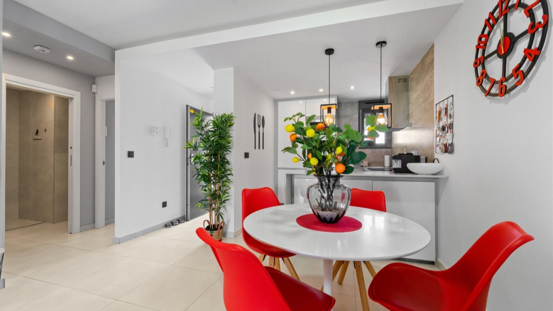 Resale - Apartments -
Torrevieja - Punta Prima