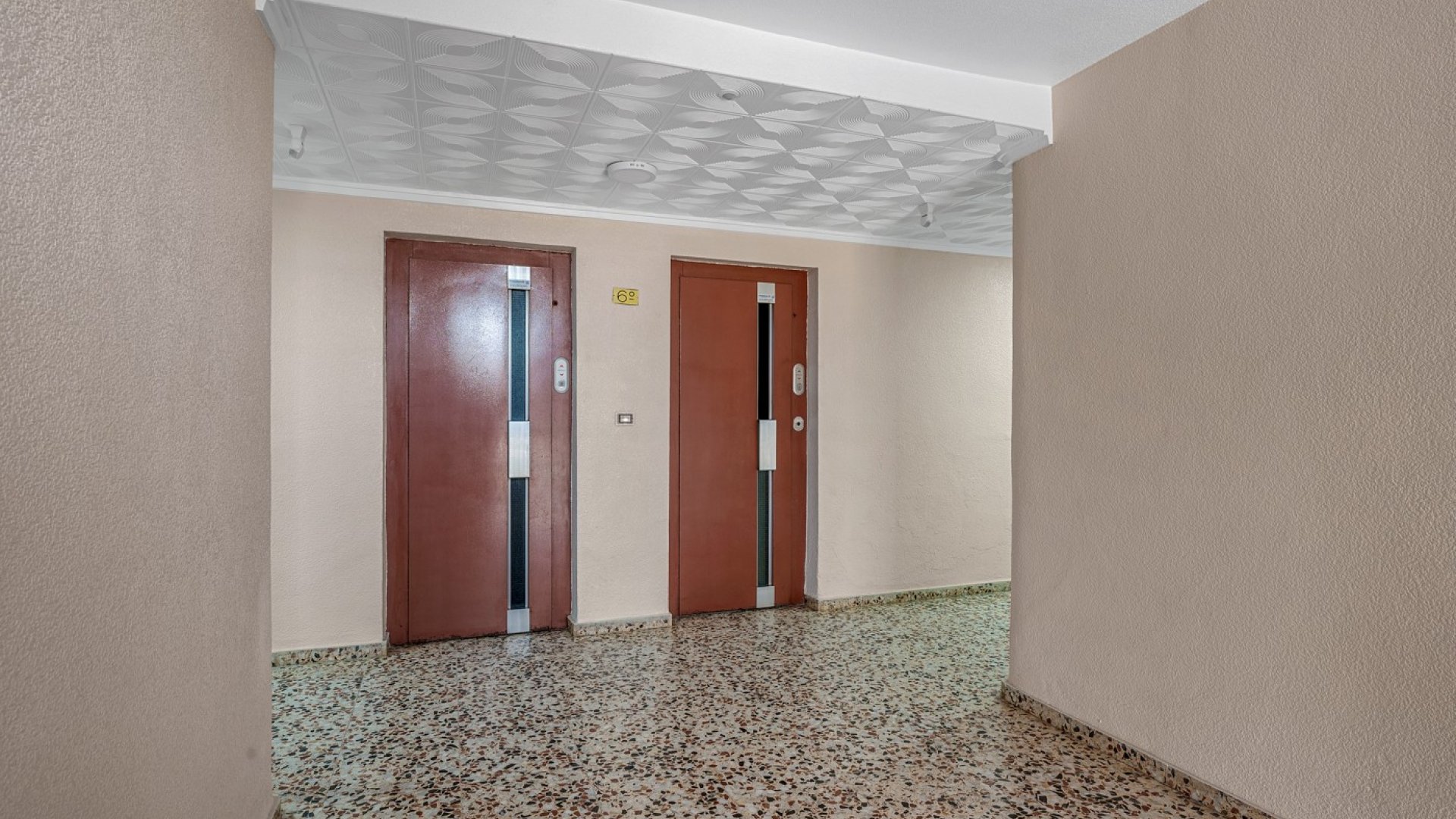 Resale - Apartments -
Torrevieja - Punta Prima
