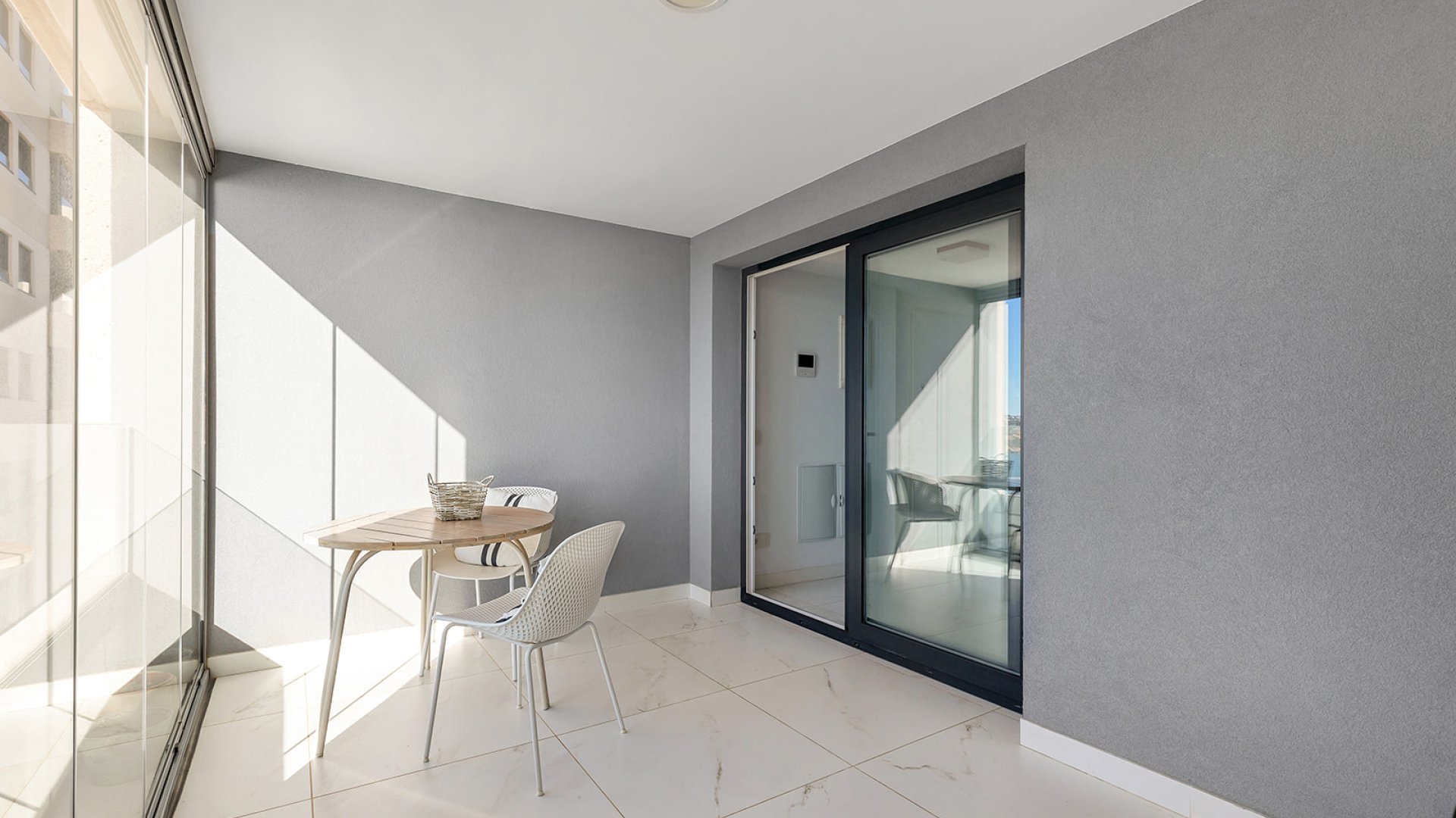 Resale - Apartments -
Torrevieja - Punta Prima