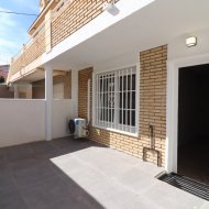 Resale - Apartments -
Torrevieja - Torre la mata