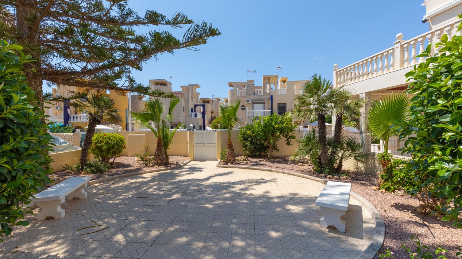 Resale - Apartments -
Torrevieja - Zona los Frutales