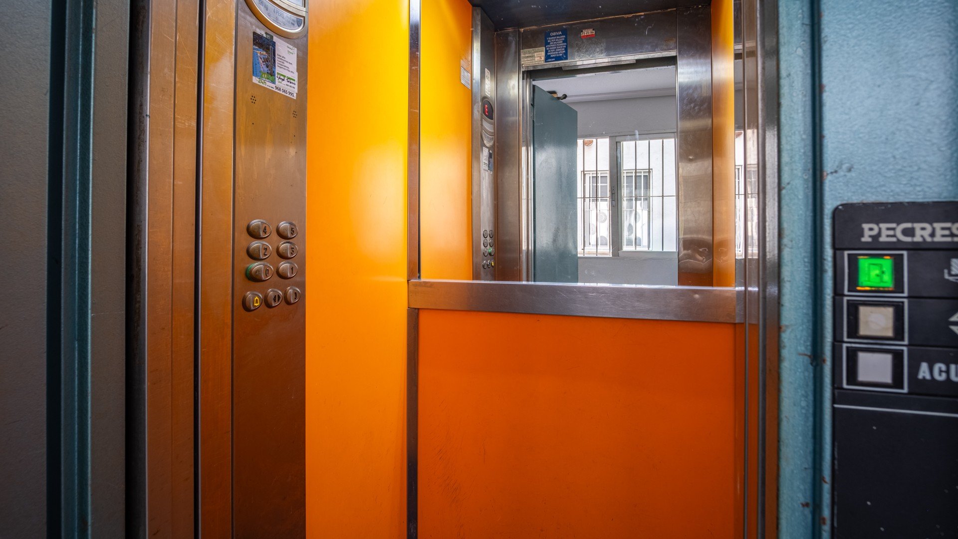 Resale - Apartments -
Torrevieja