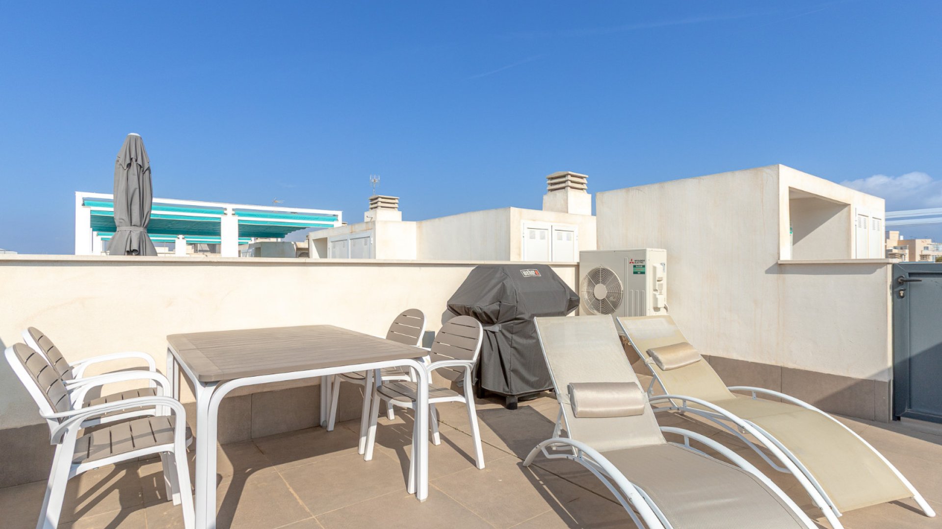 Resale - Apartments -
Torrevieja