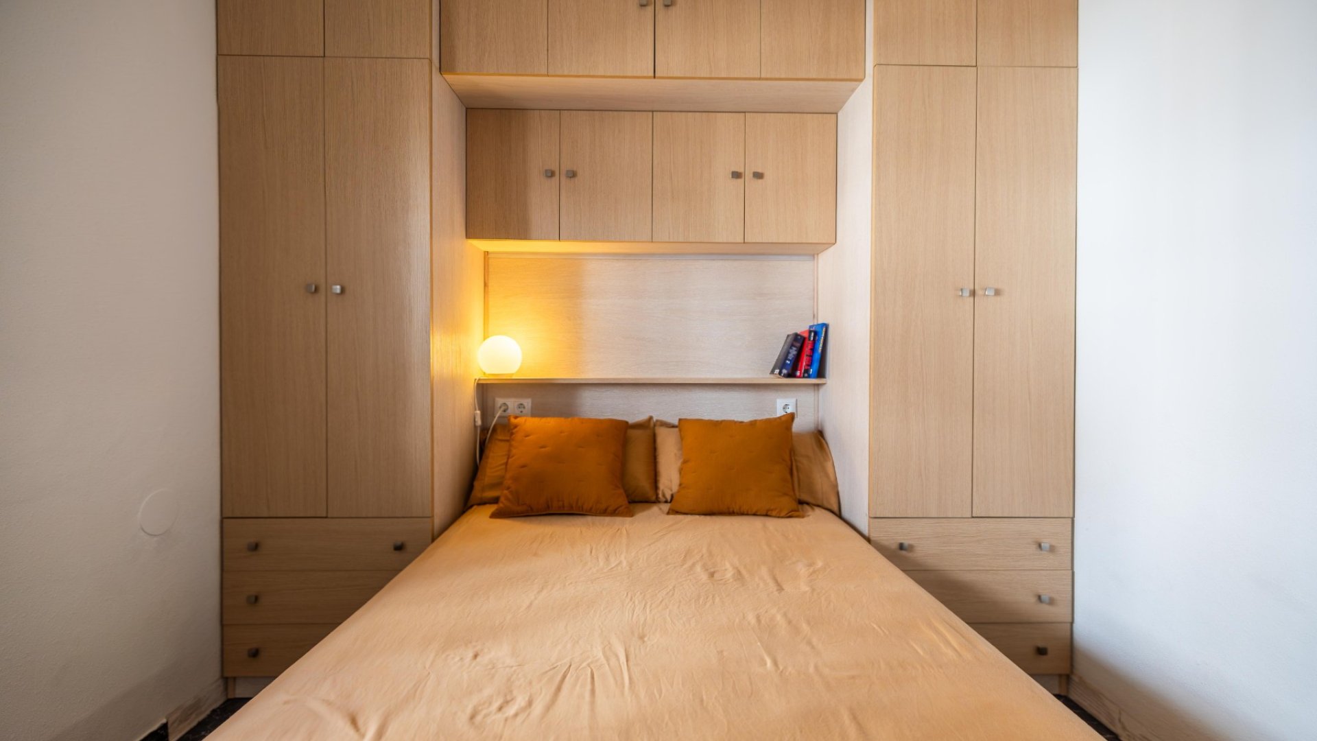 Resale - Apartments -
Torrevieja