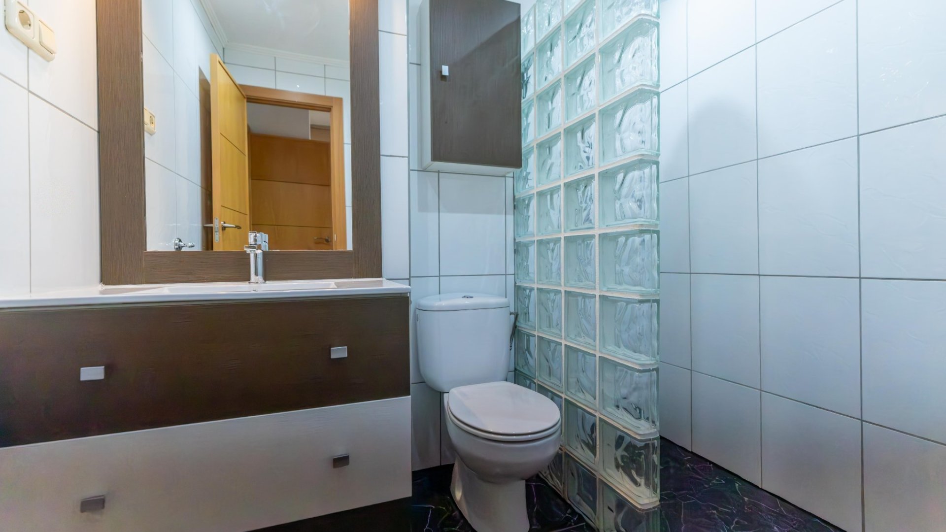 Resale - Apartments -
Torrevieja