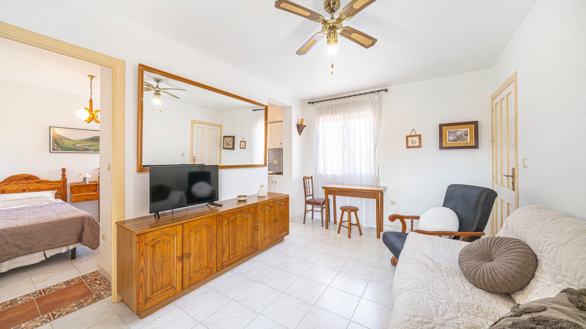 Resale - Apartments -
Torrevieja