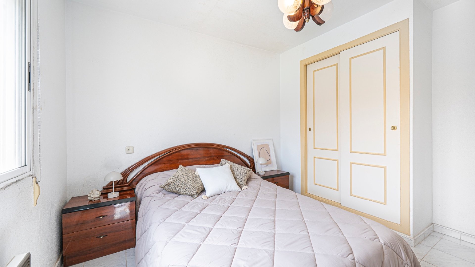 Resale - Apartments -
Torrevieja