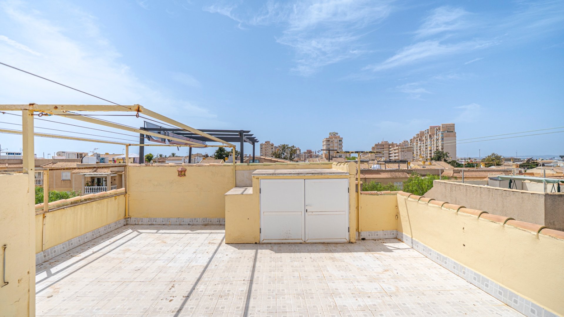 Resale - Apartments -
Torrevieja