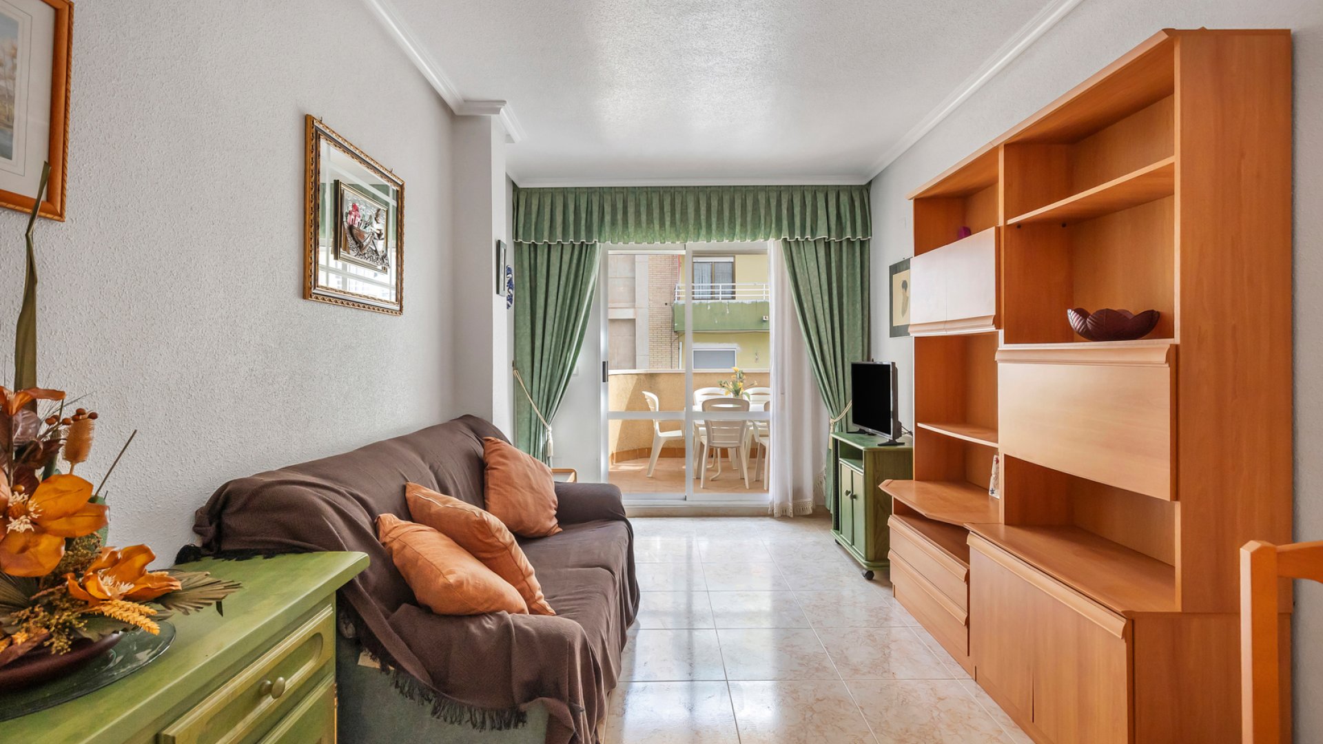 Resale - Apartments -
Torrevieja