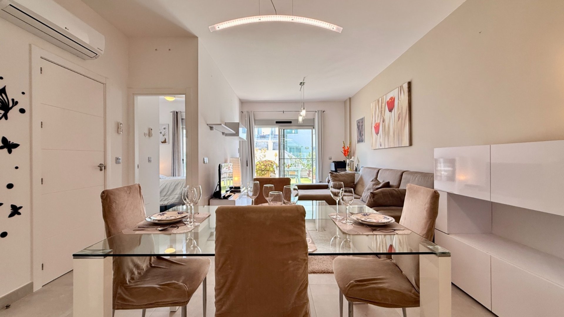 Resale - Apartments -
Villamartín - Las Filipinas