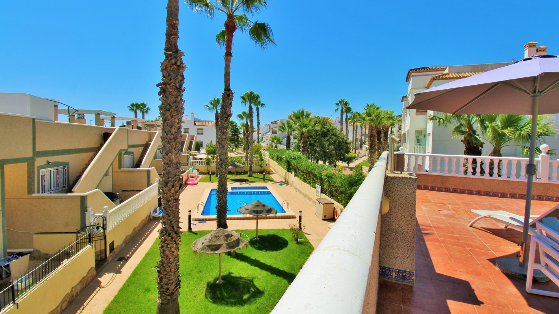 Resale - Apartments -
Villamartín - Las Violetas