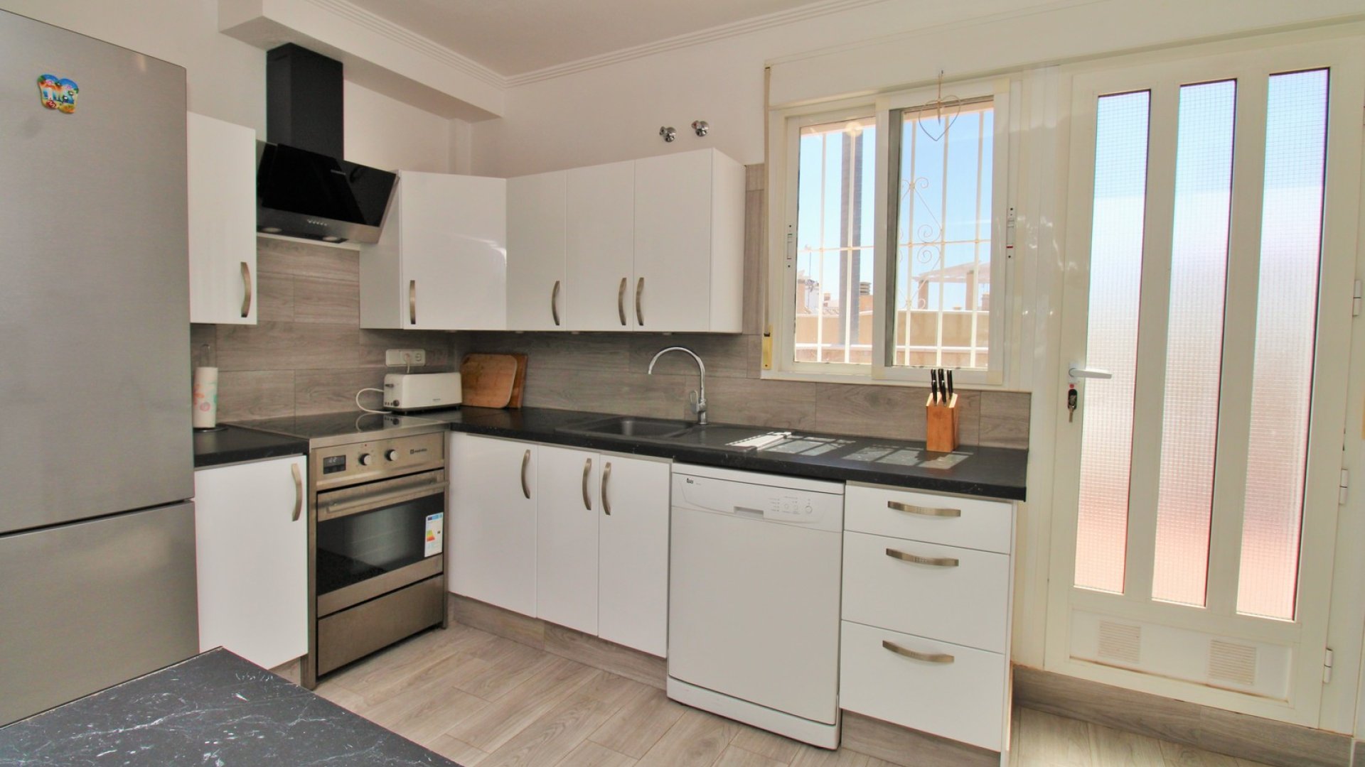 Resale - Apartments -
Villamartín - Las Violetas