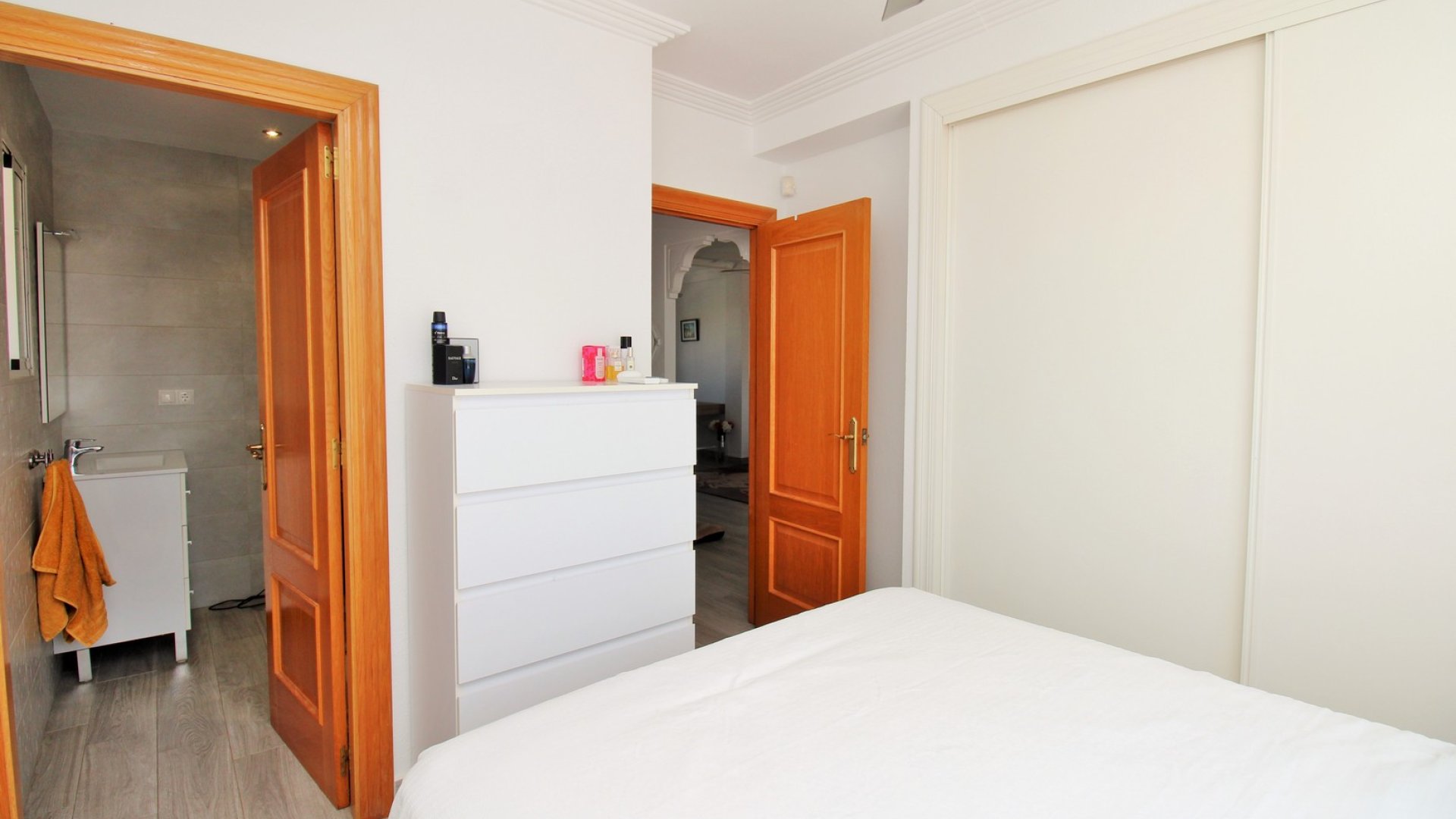 Resale - Apartments -
Villamartín - Las Violetas