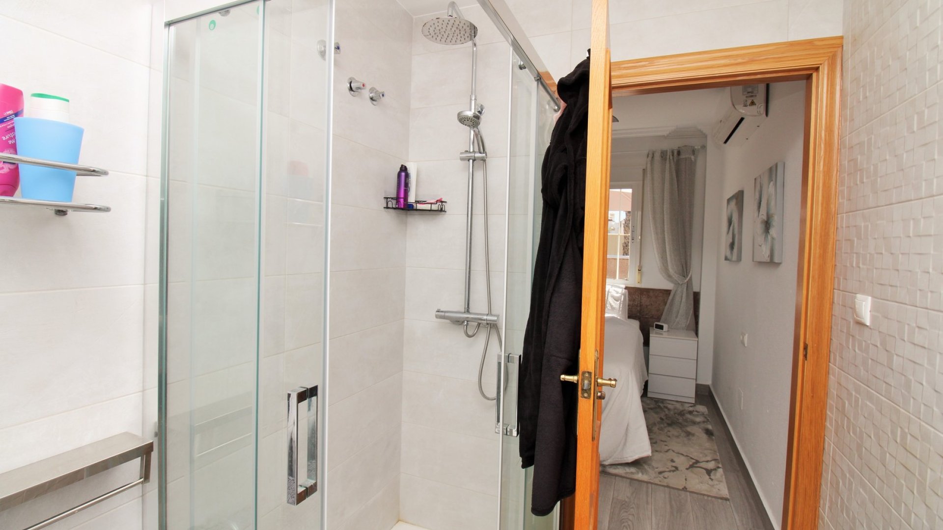 Resale - Apartments -
Villamartín - Las Violetas