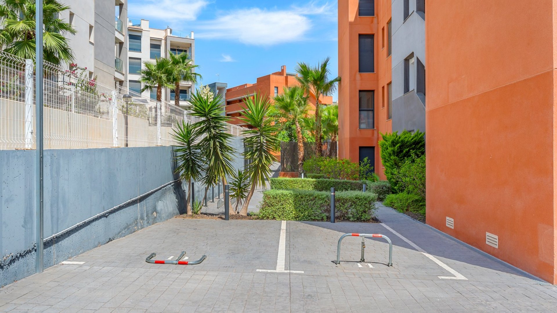 Resale - Apartments -
Villamartín - Lomas del Golf