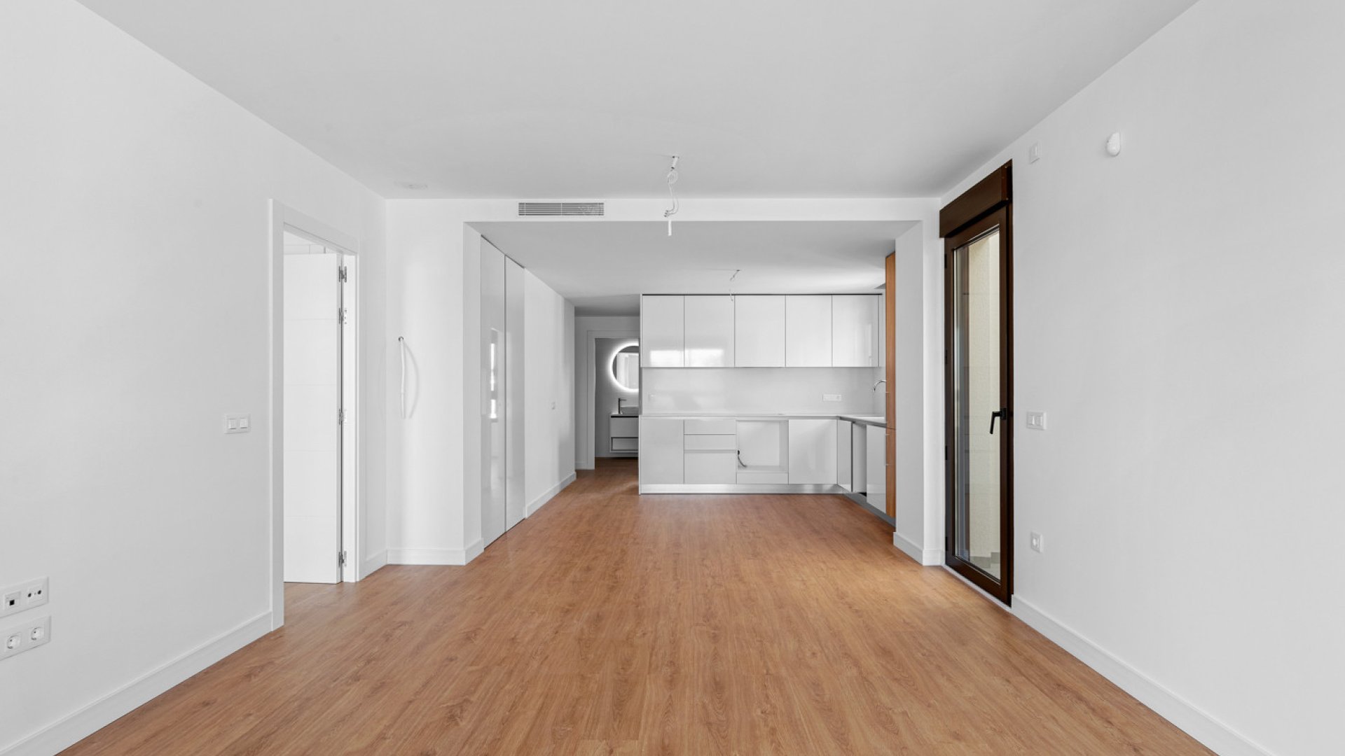 Resale - Apartments -
Villamartín - PAU 8