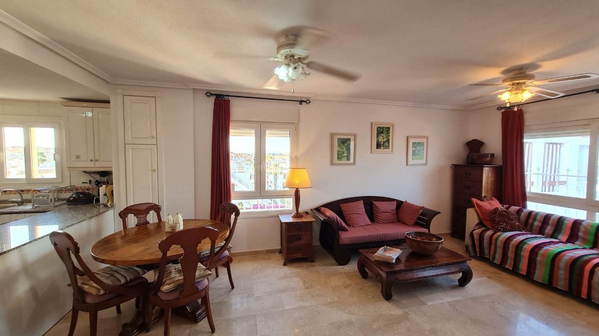 Resale - Apartments -
Villamartín - PAU 8