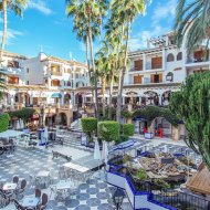 Resale - Apartments -
Villamartín - PAU 8