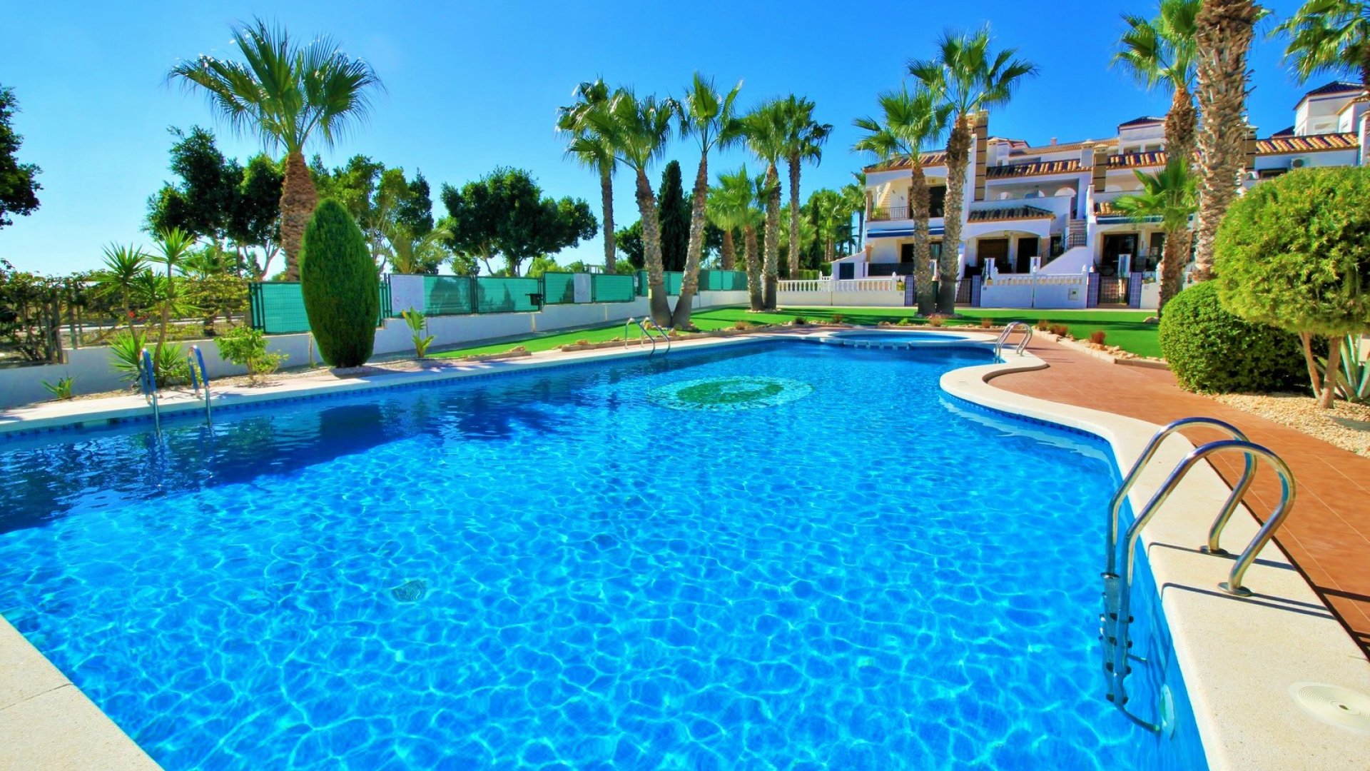 Resale - Apartments -
Villamartín - PAU 8