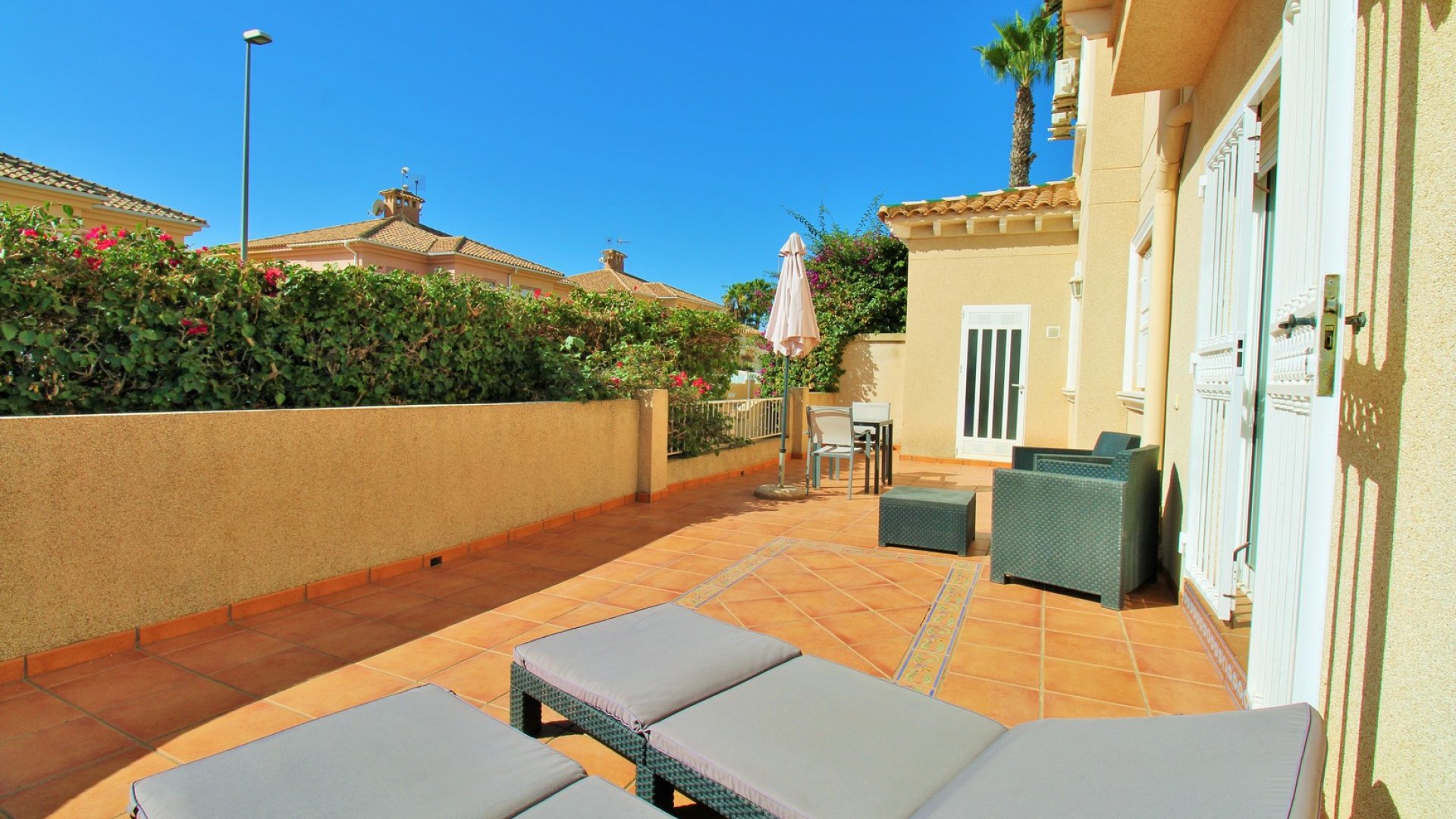 Resale - Apartments -
Villamartín - PAU 8