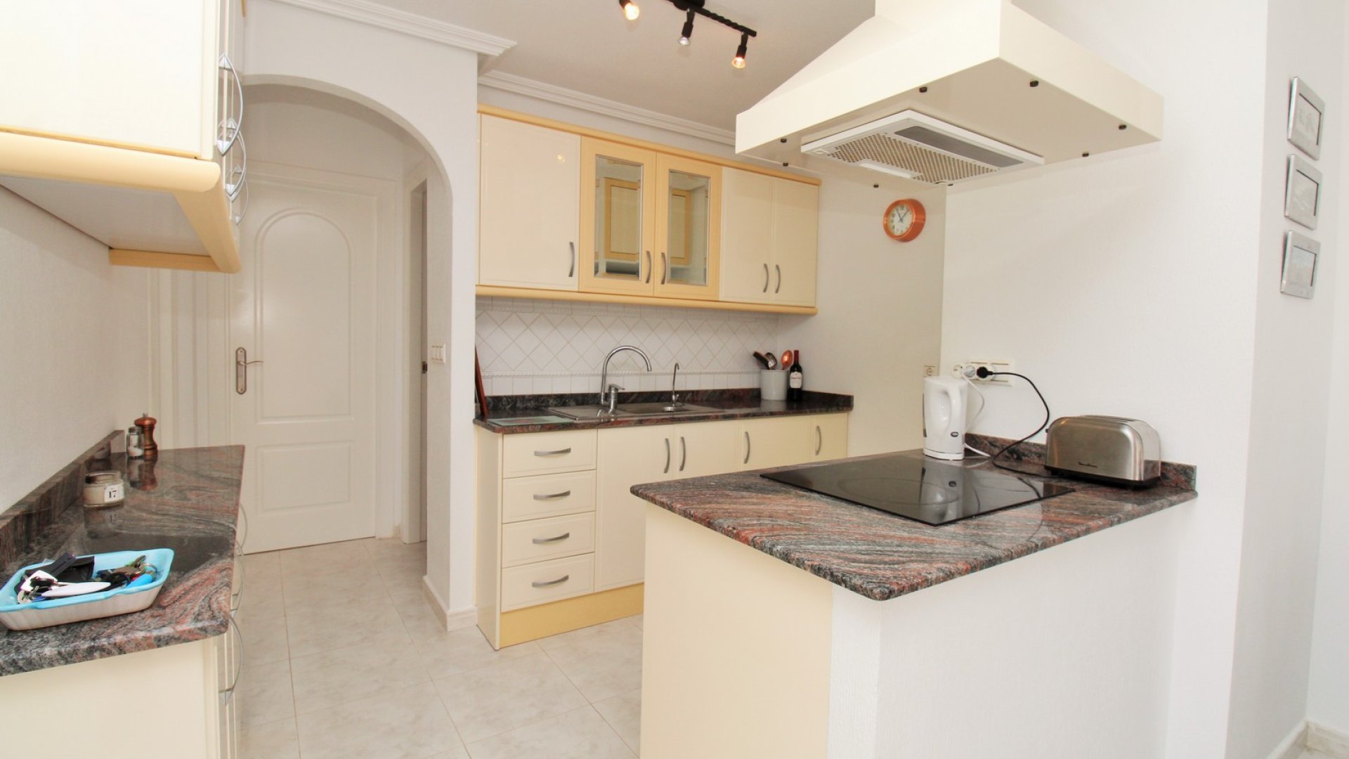 Resale - Apartments -
Villamartín - PAU 8