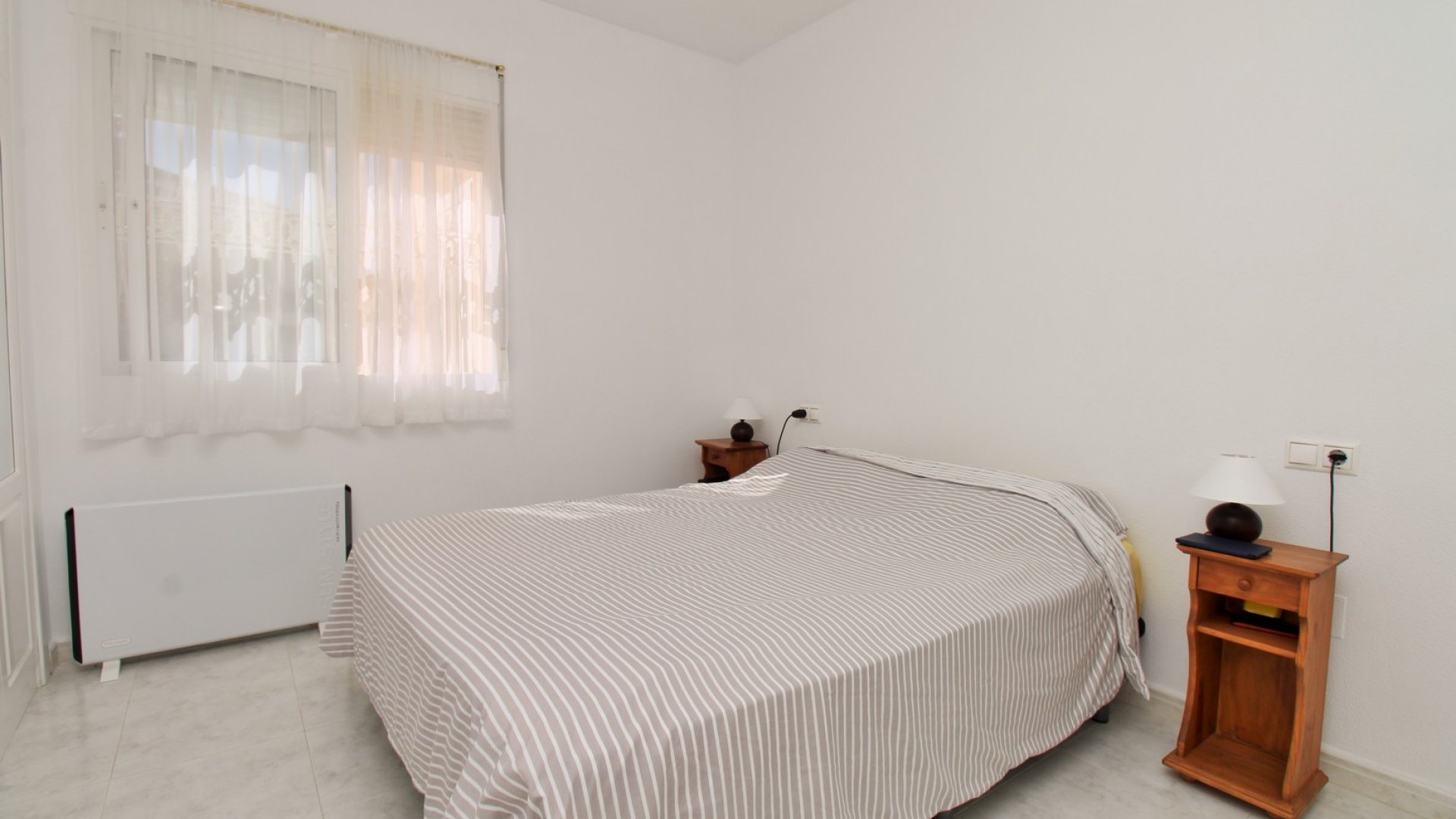 Resale - Apartments -
Villamartín - PAU 8