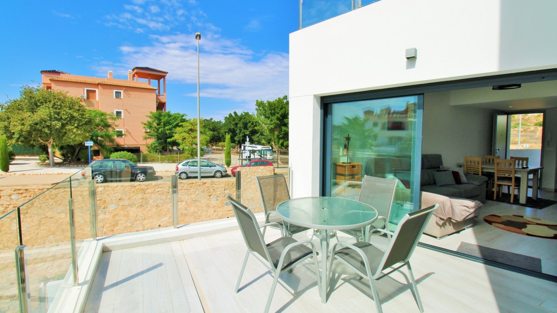 Resale - Apartments -
Villamartín - PAU 8