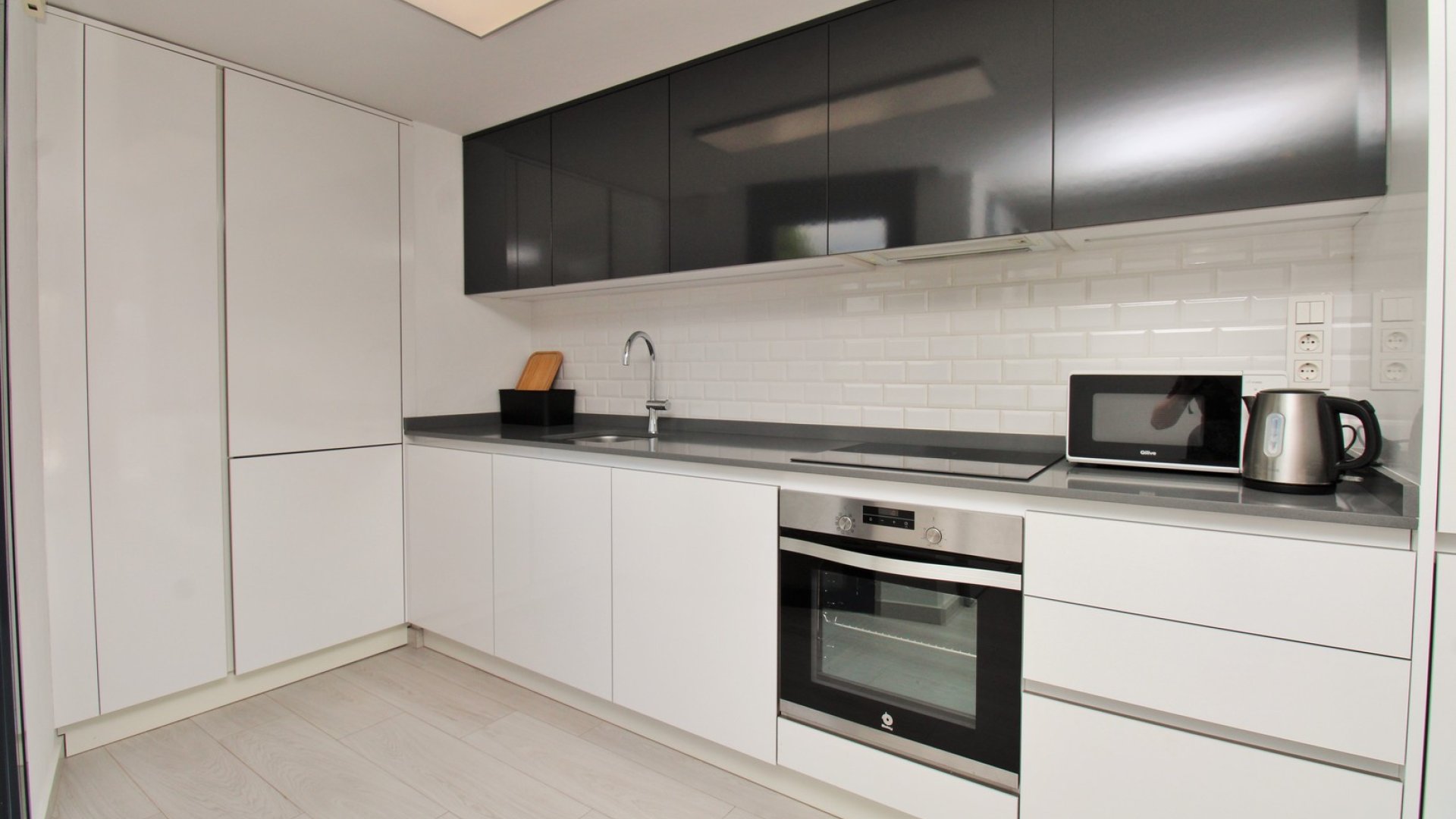 Resale - Apartments -
Villamartín - PAU 8